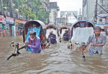 টানা বৃষ্টিতে ক্ষতিগ্রস্ত নিম্ন আয়ের মানুষ