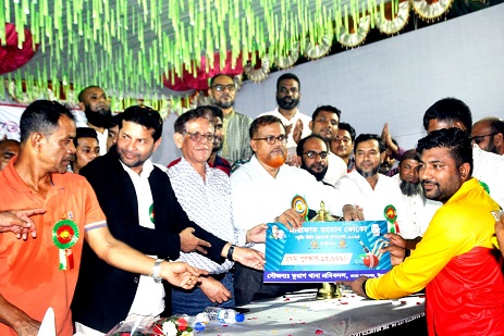 তুরাগে আরাফাত রহমান কোকো স্মৃতি নাইট ক্রিকেট টুর্নামেন্ট -এর ফাইনাল ও পুরস্কার বিতরণ অনুষ্ঠিত